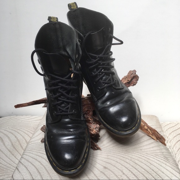 SOLD Dr Martens Clemency lace-up combat boots mens - Picture 3 of 5